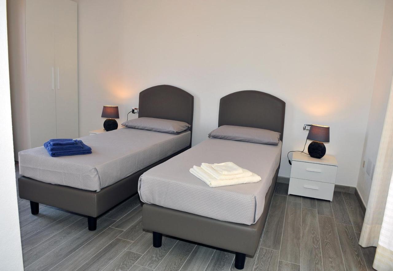 Bed and Breakfast Brezza di Mare San Teodoro  Esterno foto