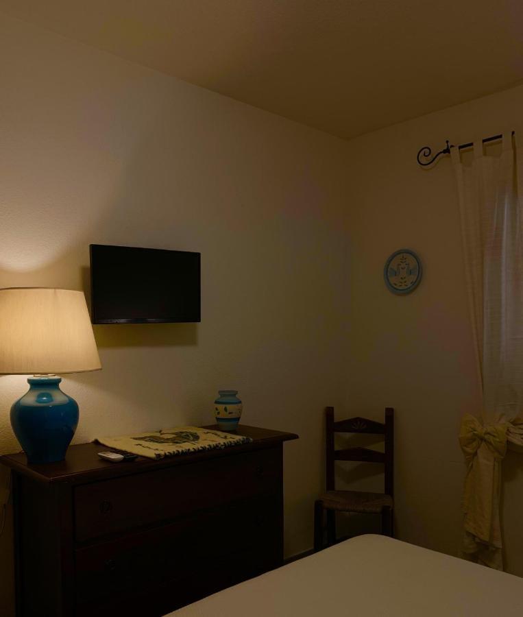 Bed and Breakfast Brezza di Mare San Teodoro  Esterno foto